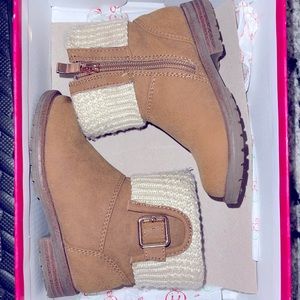 CUPCAKE COUTURE GIRLS INFANT LIL FAWN ANKLE BOOT - TAN